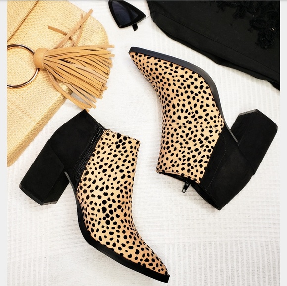 🆕️//The Alena// leopard print bootie - Picture 3 of 8